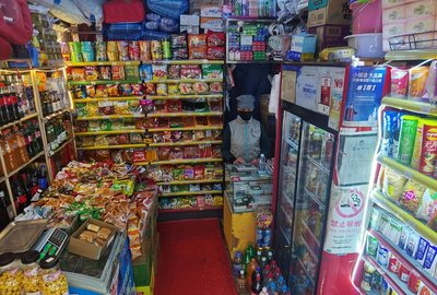 新規落地 先經營再備案，食品銷售邁入便民時代，20年小超市終迎春天